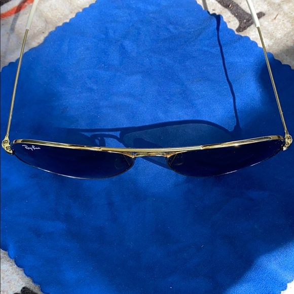 EUC!! Ray-Ban Aviator Sunglasses 55014 - Picture 4 of 15